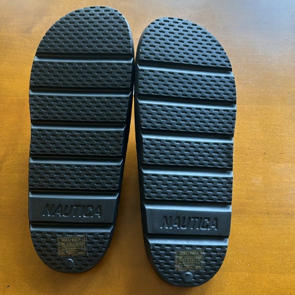 Men’s NWT  size 10 sandals - Picture 4 of 5